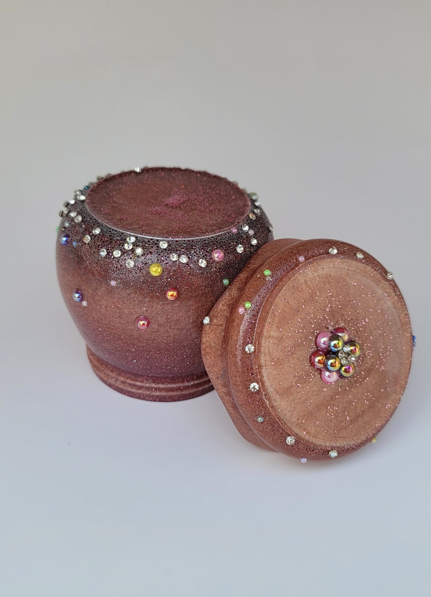 Small Resin Pot with Embellishments