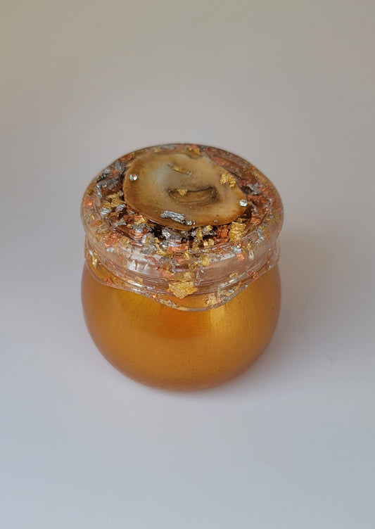 Small Resin Pot with Embellishments