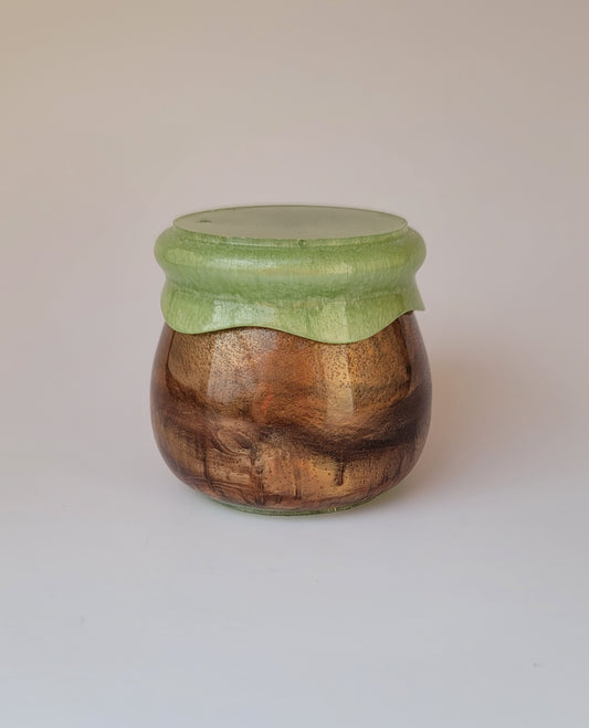 Small Resin Pot (Plain)